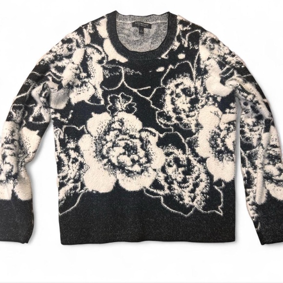 Liverpool Other - Liverpool Los Angeles Fuzzy Floral Sweater Black White Size M EUC